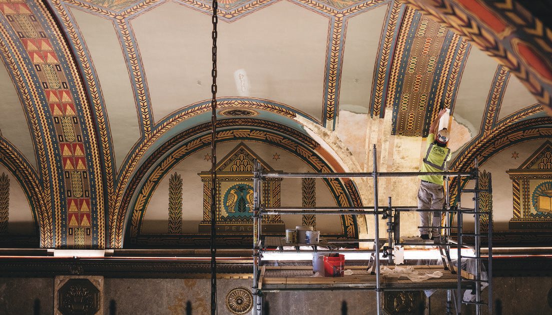 Restoration of the Géza Maróti ceiling mural in the Fisher Building arcade